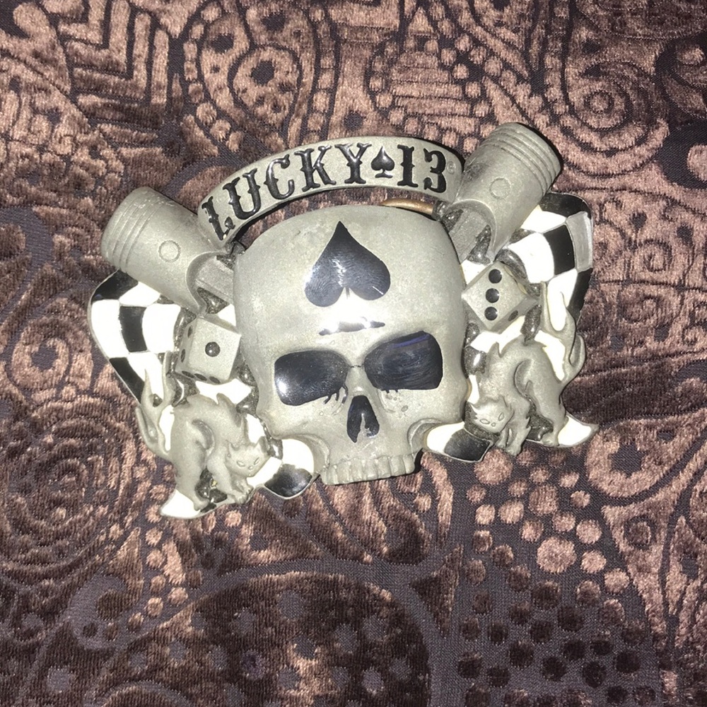 Belt buckle